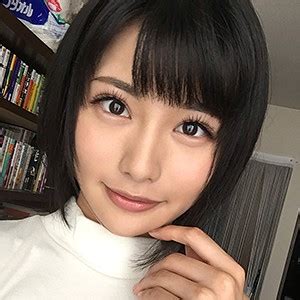 堀北真希、プライベートも「ファンタスティック」結婚後初イベントに笑顔で登場