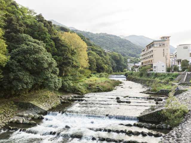 遥（はるか）の宿25＊箱根湯本温泉「月の宿 紗ら」(神奈川県足柄下郡）＊月をイメージした宿 |