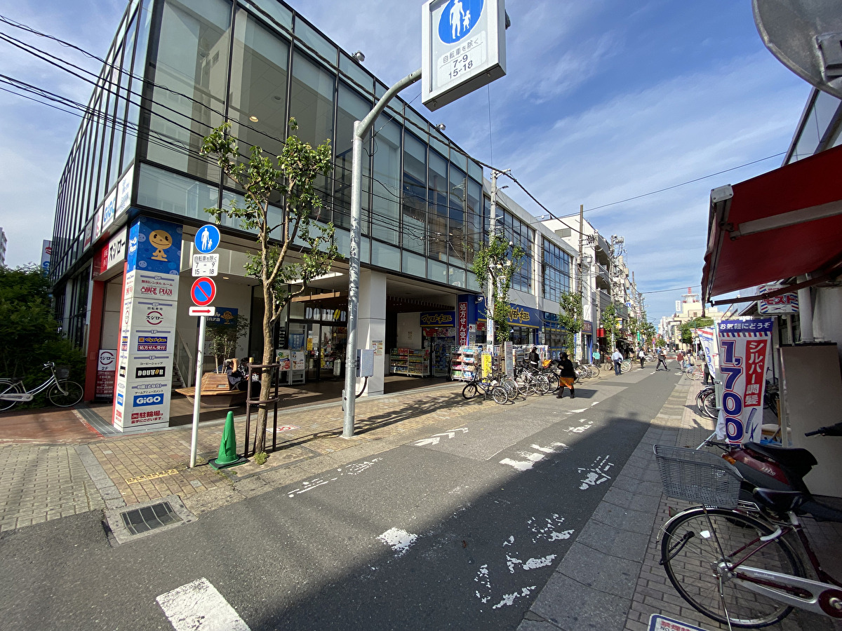 竹ノ塚駅4分｜人気商店街内立地！物販催事に適した書店1階の店内イベントスペース【スーパーブックス竹ノ塚店】