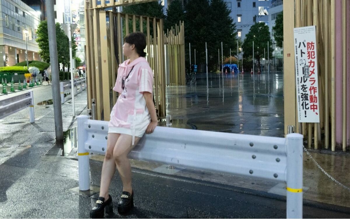 先月は50万円」31歳の立ちんぼ女性が告白した“体を売る理由”。家も借りず歌舞伎町のサウナに寝泊まり――2023年大反響トップ10 « 日刊SPA!