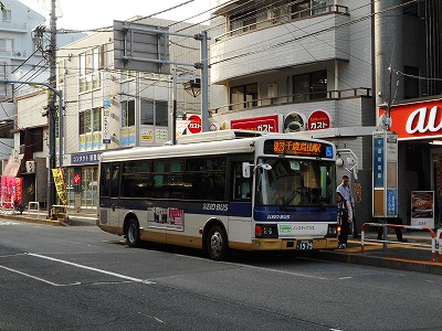 千歳烏山駅〔京王バス〕」(バス停)の時刻表/アクセス/地点情報/地図 - NAVITIME