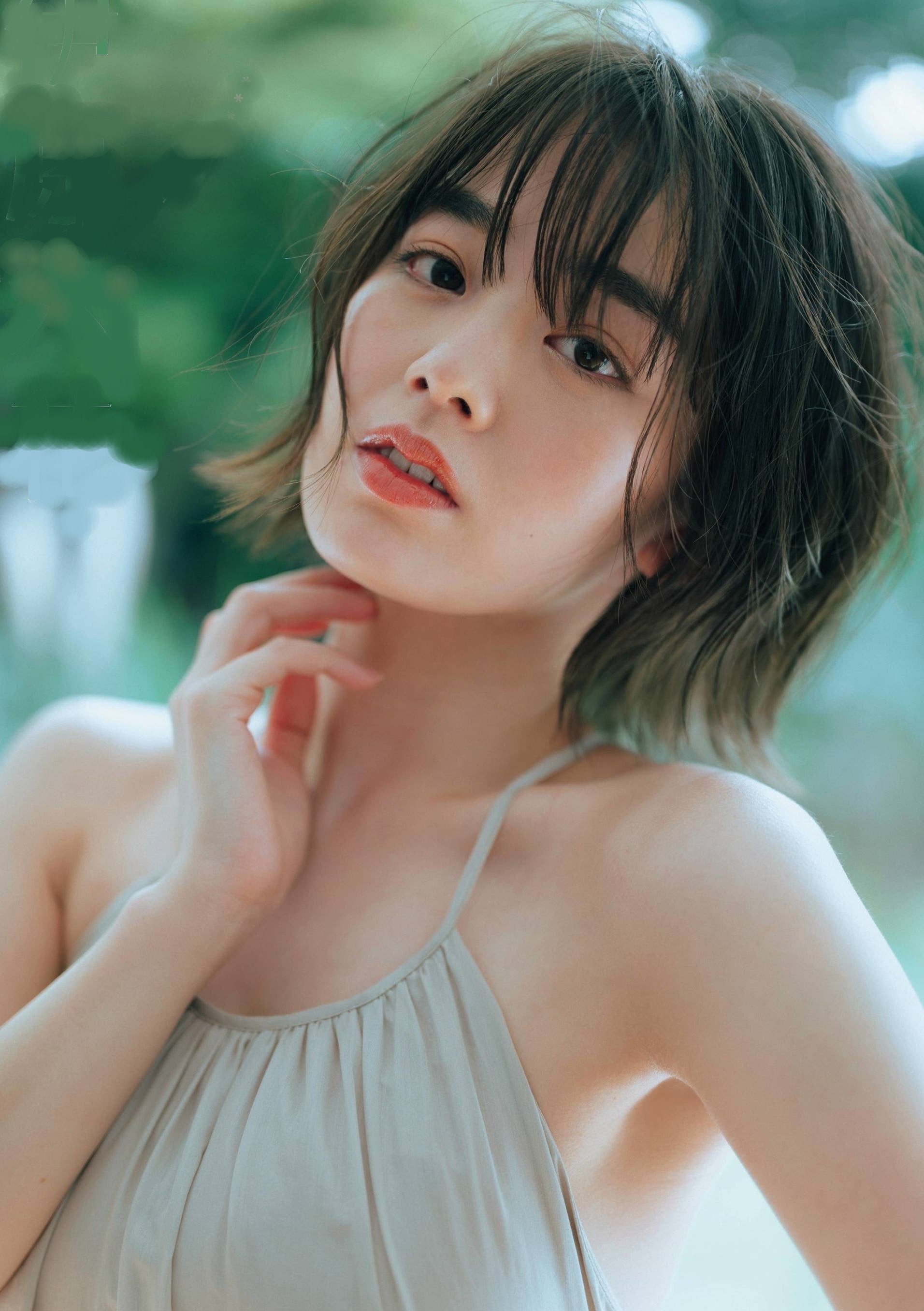 写真集『初花』発売記念！小野六花特集！】床上手な女優さんが求められる時代にセックス経験の少ない清楚可憐な小野六花 ちゃんが選ばれる理由とは？「伸び代」という言葉の本当の意味を考えさせてくれる六花ちゃんの魅力と可能性！【前編】 | デラべっぴんR