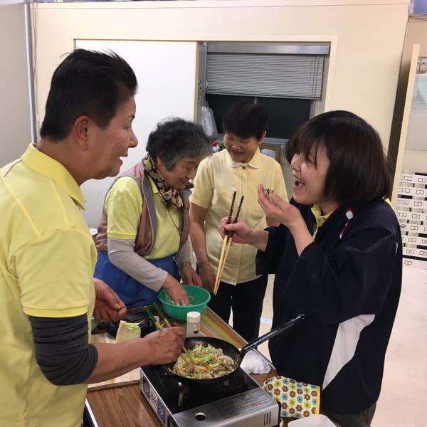 一三三】谷町六丁目〜路地中にある素敵な空間。美味しいカオソーイが食べられる多国籍酒場へ〜あいさんさん : 大阪➡︎福岡カレーステーション