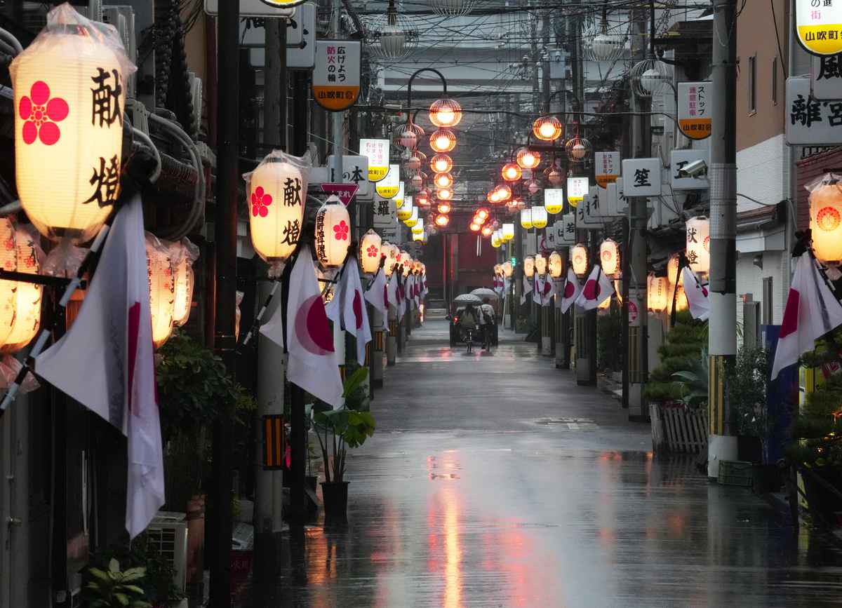 大阪新世界元祖串かつ だるま