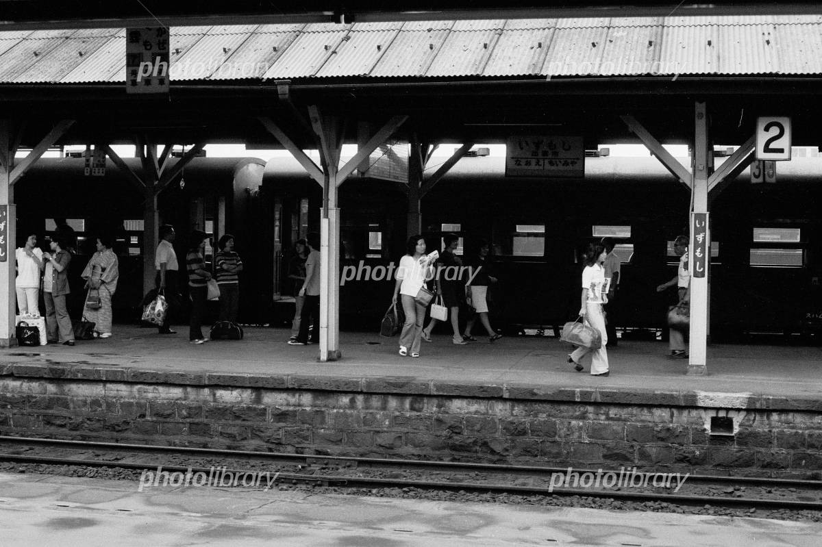 山陰本線 出雲市駅 1974年 写真素材