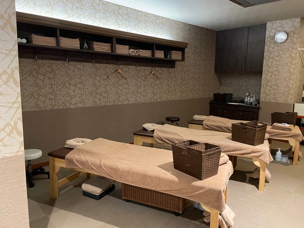 Spa Re.Ra.Ku 照葉スパリゾート店のスタッフ一覧 |