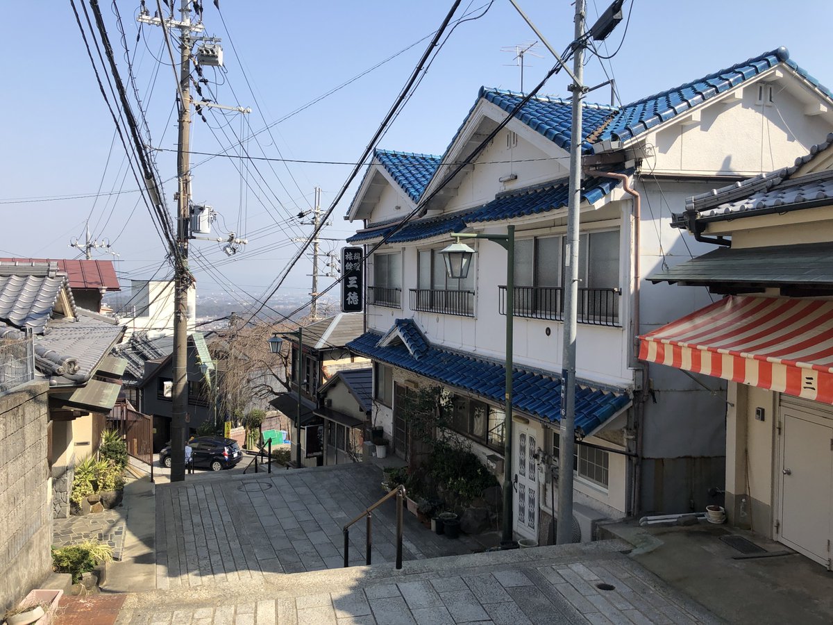 独特な雰囲気 遊廓 生駒新地（宝山寺新地）「奈良のDEEPスポット」でした | 株が好きですが売ったら上がる買ったら下がります。