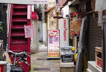 大工町のBarに体験入店した話｜女性用風俗・女性向け風俗なら【池袋秘密基地】