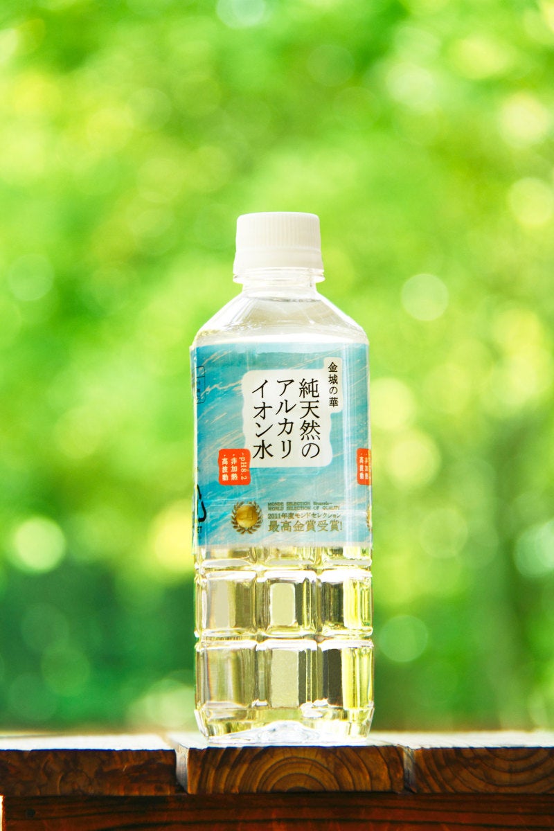 純天然アルカリイオン水 金城の華 500ml