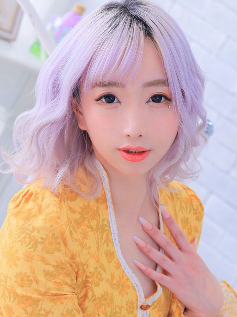 ももさん（20歳）のプロフィール｜十三の風俗・ホテヘル【やんちゃな子猫十三店】