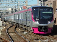 都会派鉄道・京王京王線１２