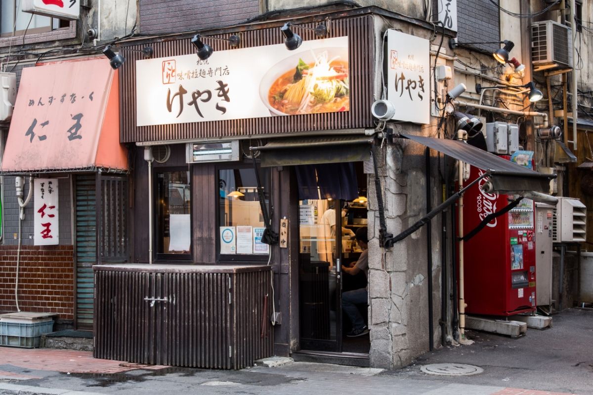 焼肉ホルモン新なるぼんず すすきの本店(すすきの駅/焼肉・ホルモン)＜ネット予約可＞ |