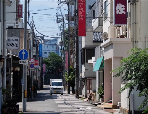 スタービーチの風俗求人・アルバイト情報｜高知県高知市発デリヘル【求人ジュリエ】