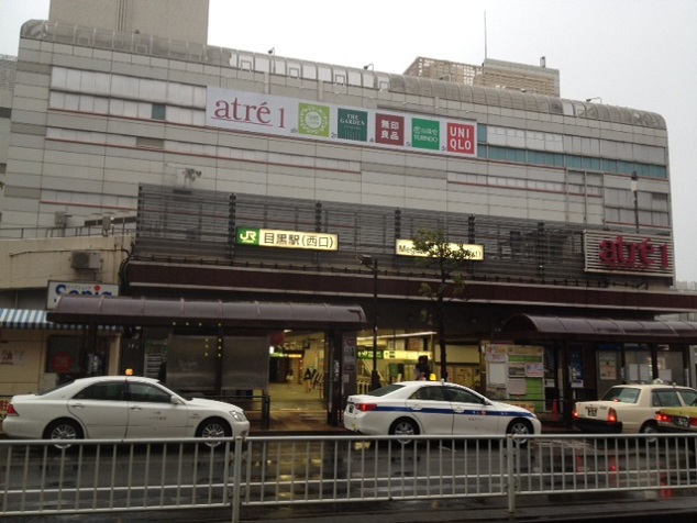 街角盗撮！ 東京女子中○生パンチラ百景