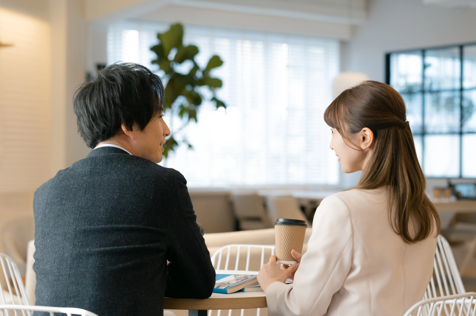 不倫男が本気で愛している女性にする行動と妻との離婚の準備【遊びの不倫との違いとは？】 | 不倫のお姫様