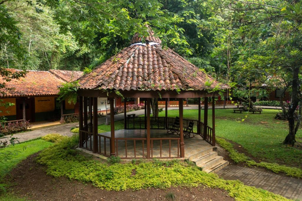 Villa Lapas Jungle Village: